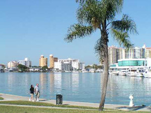 miami attractions - bayfront park